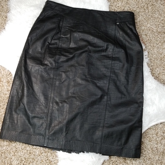 toffs Dresses & Skirts - 100% Genuine leather skirt new